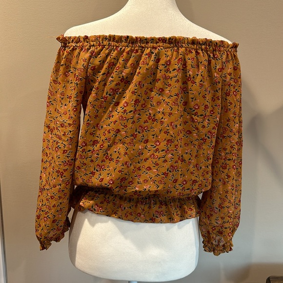 Moon & Stars Floral Peasant Blouse - Picture 2 of 6